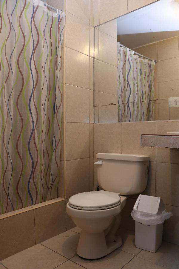 Hotel Alpamayo Guest House Huaraz  Buitenkant foto