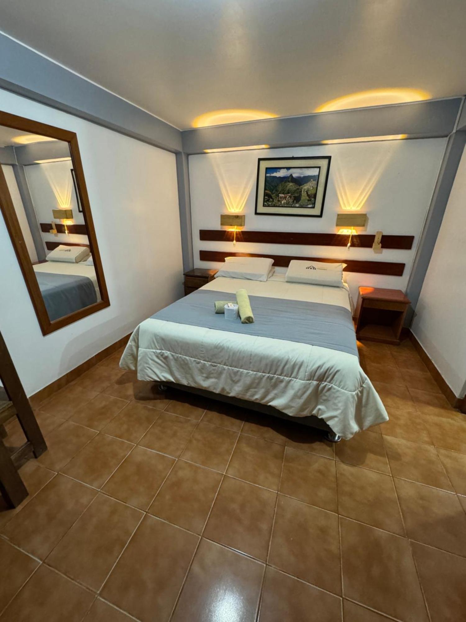 Hotel Alpamayo Guest House Huaraz  Buitenkant foto